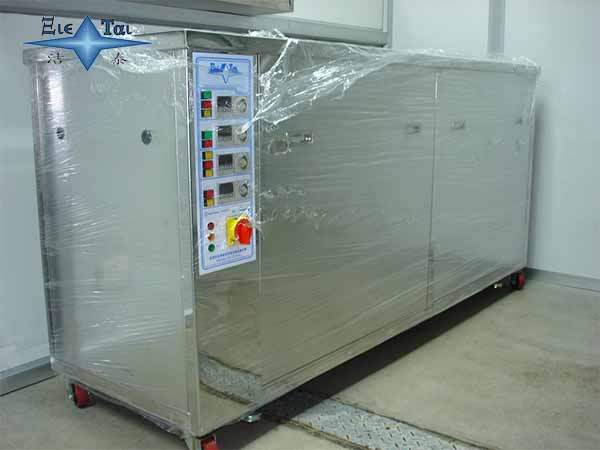 工業(yè)超聲波清洗機