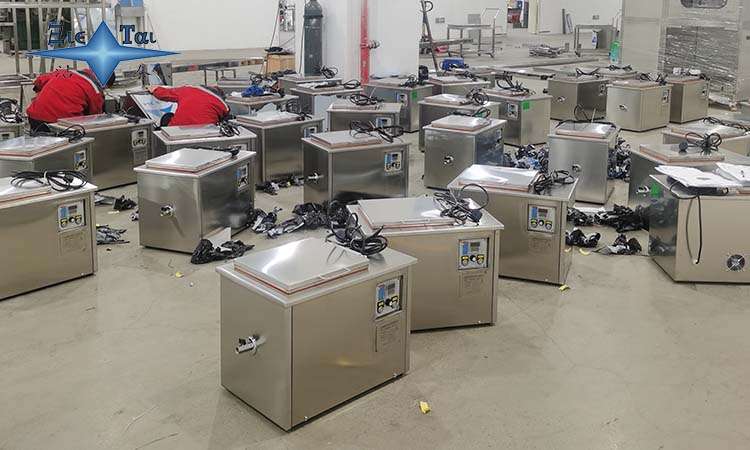 超聲波清洗機的清洗效果和清洗劑的腐蝕性，如何控制？