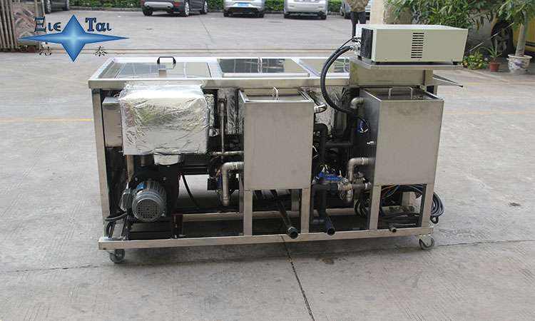 超聲波清洗機技術：汽車排氣系統(tǒng)清潔的先進解決方案