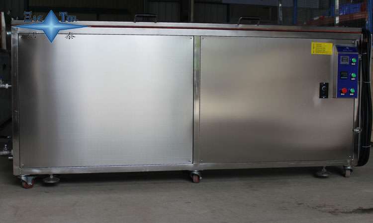 金店用超聲波清洗機(jī)選擇指南：價格、性能、規(guī)格綜合考量