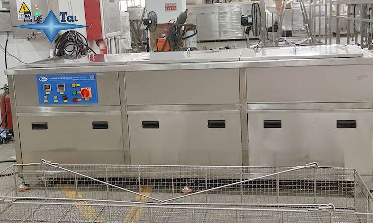 超聲波清洗機(jī)溫度閃爍的原因及解決方案 超聲波清洗機(jī)溫度閃爍的原因及解決方案