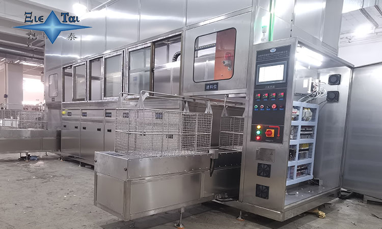 人工清洗效率低、還不穩(wěn)定?是時(shí)候給車間換上這臺(tái)“不知疲倦”的工業(yè)超聲波了——潔泰提供各類超聲波清洗機(jī) 人工清洗效率低、還不穩(wěn)定?是時(shí)候給車間換上這臺(tái)“不知疲倦”的工業(yè)超聲波了——潔泰提供各類超聲波清洗機(jī)