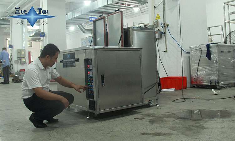 頑固油漬沖不掉?手工刷洗三遍還返工?該換清洗方式了 頑固油漬沖不掉?手工刷洗三遍還返工?該換清洗方式了