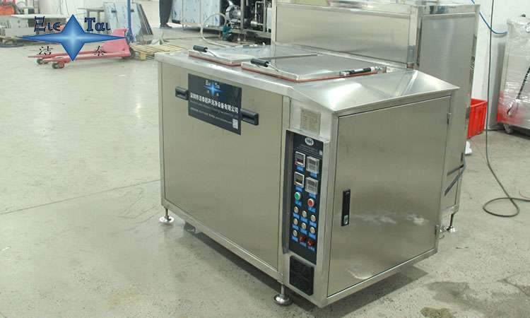 頑固油漬沖不掉?手工刷洗三遍還返工?該換清洗方式了 頑固油漬沖不掉?手工刷洗三遍還返工?該換清洗方式了